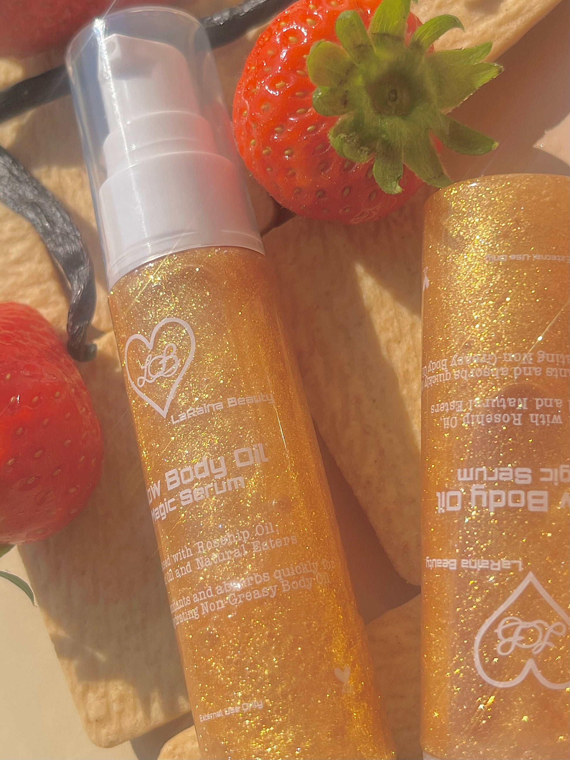 Golden Goddess is a Shimmer body oil with a soft gel texture, for an hydrating radiant skin that leaves a golden hour glow. This glow elixir is Made with plant oils and biodegradable glitter, the luminous body care serum brings a nostalgic experience to life with a fun strawberry shortcake scent.