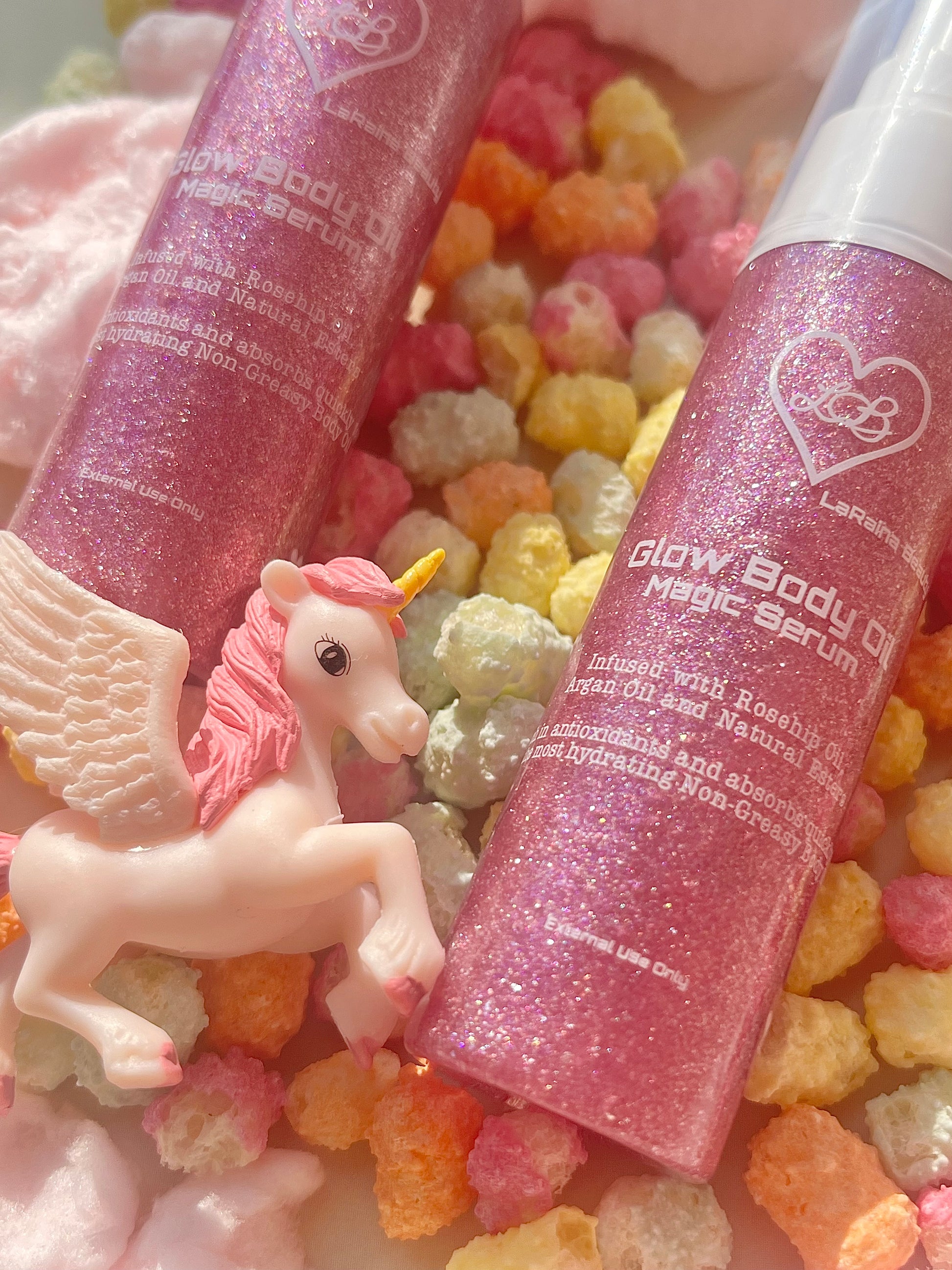 Galaxy Veil is a Shimmer body oil with a soft gel texture for a hydrating radiant skin that leaves a multi-coloured and dimensional glow. This glow elixir is Made with plant oils and biodegradable glitter, the luminous body care serum brings a mystical experience to life with the popular unicorn scent.
