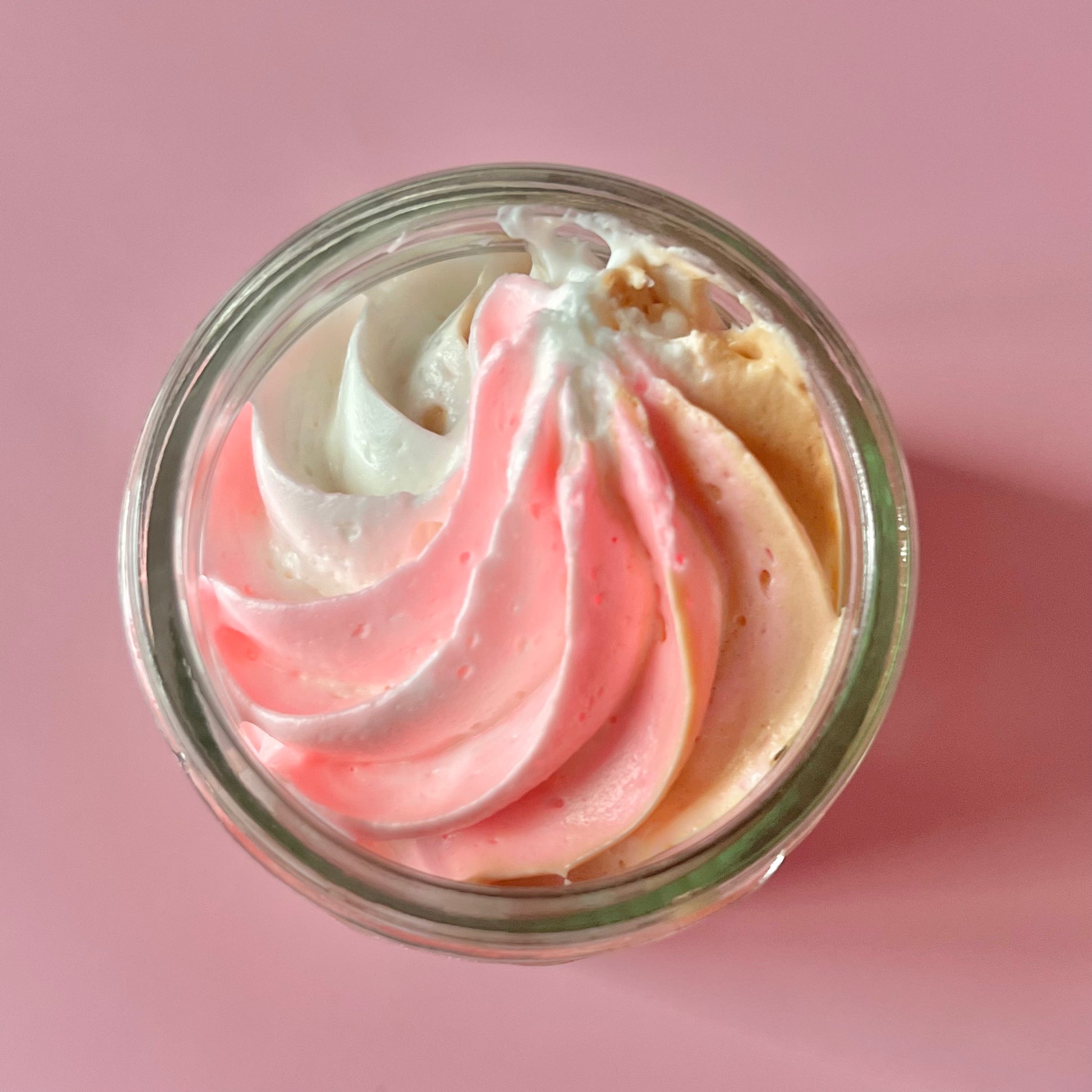 Caramel marshmallow is a sweet dessert body butter cream with the most and best moisturising benefits to dry skin. the best uk body cream that leaves the skin glowing, packed with vitamin e, 99% natural ingredients and alcohol free.