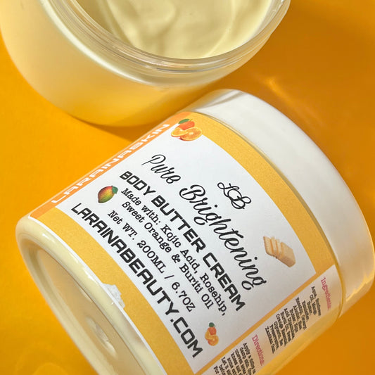 This brightening body cream is made with natural active ingredients such as kojic acid and natural brightening ingredients to help reduce the appearance of uneven skin, hyperpigmentation and scars. This is the best moisturising cream, it has a lightweight feel, made with body butters that nourish with vitamin e. Fragrance free and suitable for acne prone skin