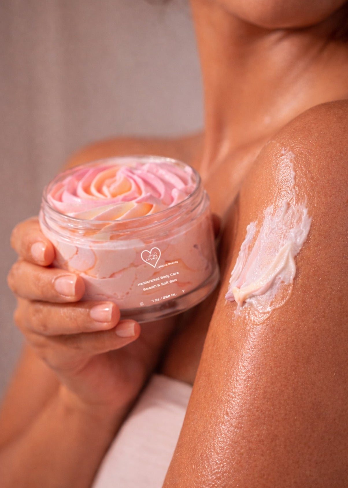 peach and mango salsa fruit fusion is a sweet tropical body butter cream with the most and best moisturising benefits to dry skin. the best uk body cream that leaves the skin glowing, packed with vitamin e, 99% natural ingredients and alcohol free