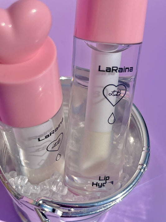 Crystal-clear lip gloss with a glass-like shine. Instantly hydrates and smooths lips, leaving a soft, plump finish that wears comfortably throughout the day. Ideal for dry lips or as a glossy topper for extra dimension.